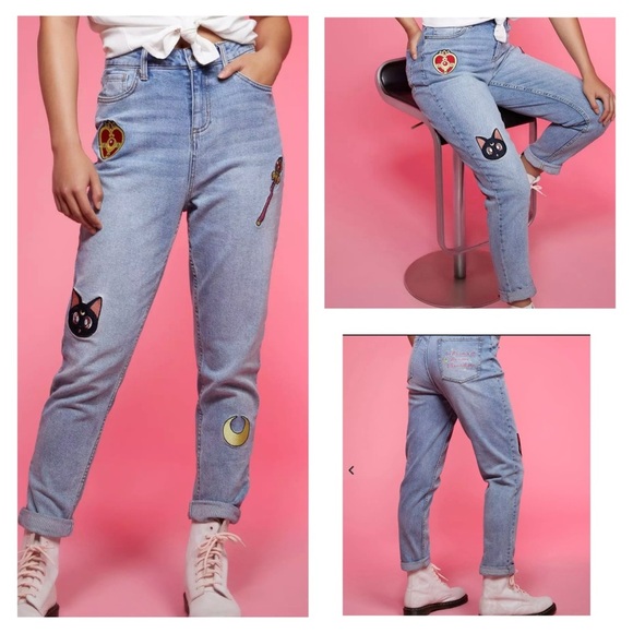 Hot Topic Denim - Sailor Moon Icons Embroidered Mom Jeans women’s new